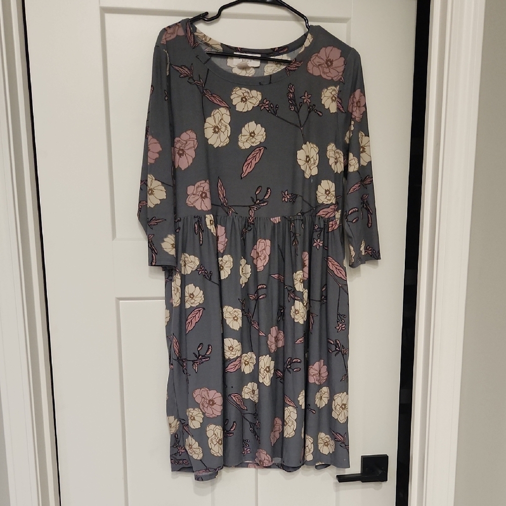 Janette Plus Gray Floral Midi Dress